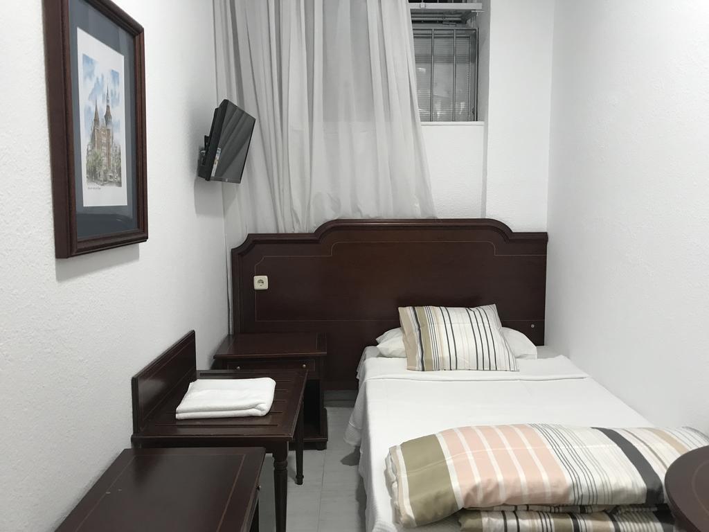 Hostal Lavapies Μαδρίτη Εξωτερικό φωτογραφία