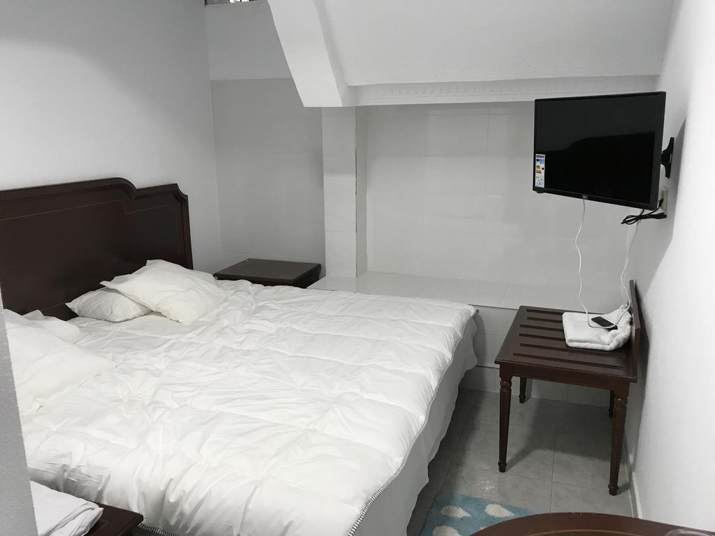 Hostal Lavapies Μαδρίτη Εξωτερικό φωτογραφία